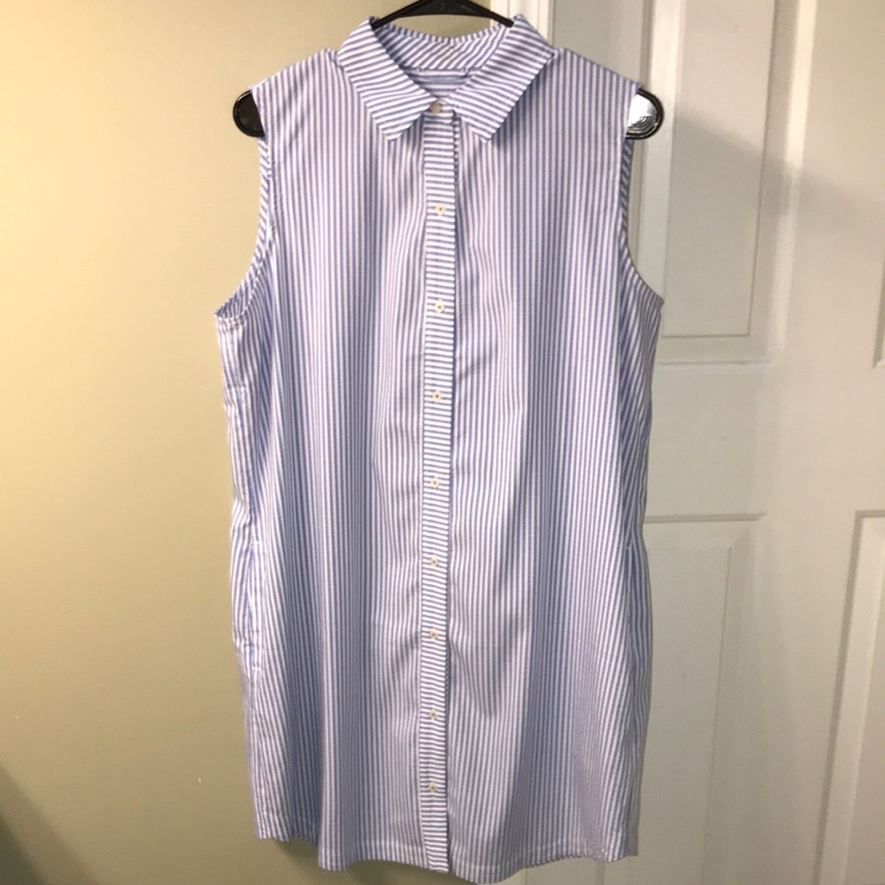 Vineyard Vines Sleeveless Blue and White Dress